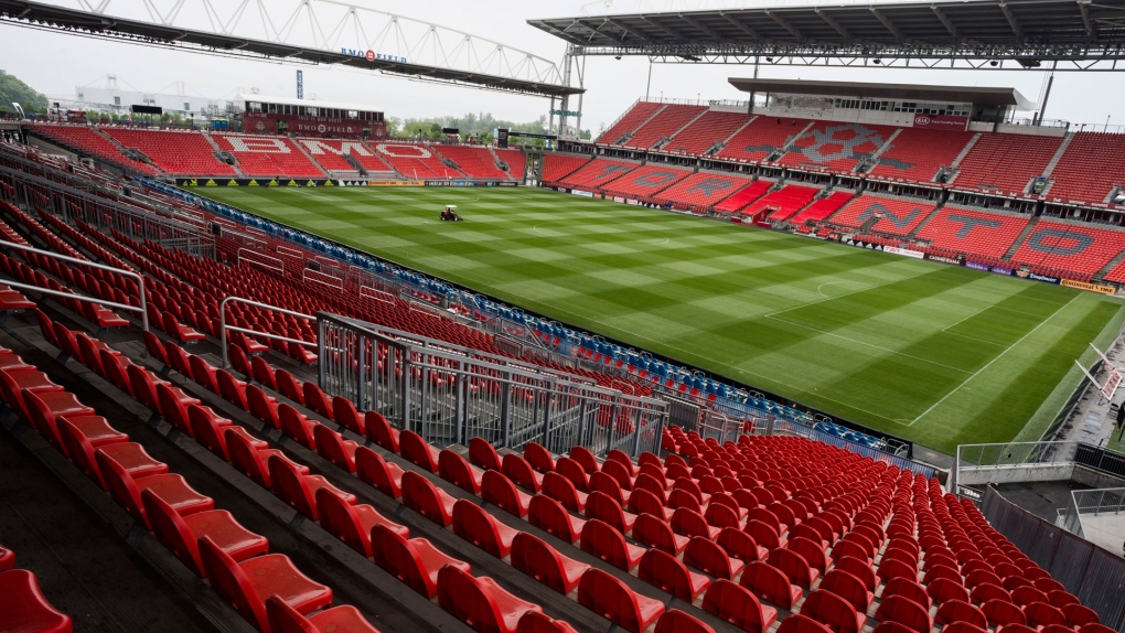 D.C. United trash talk Toronto FC's pitch at BMO Field: It was a disaster  - NBC Sports