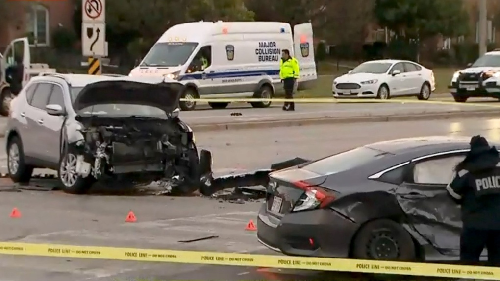 2 seriously injured in 2-car crash in Vancouver