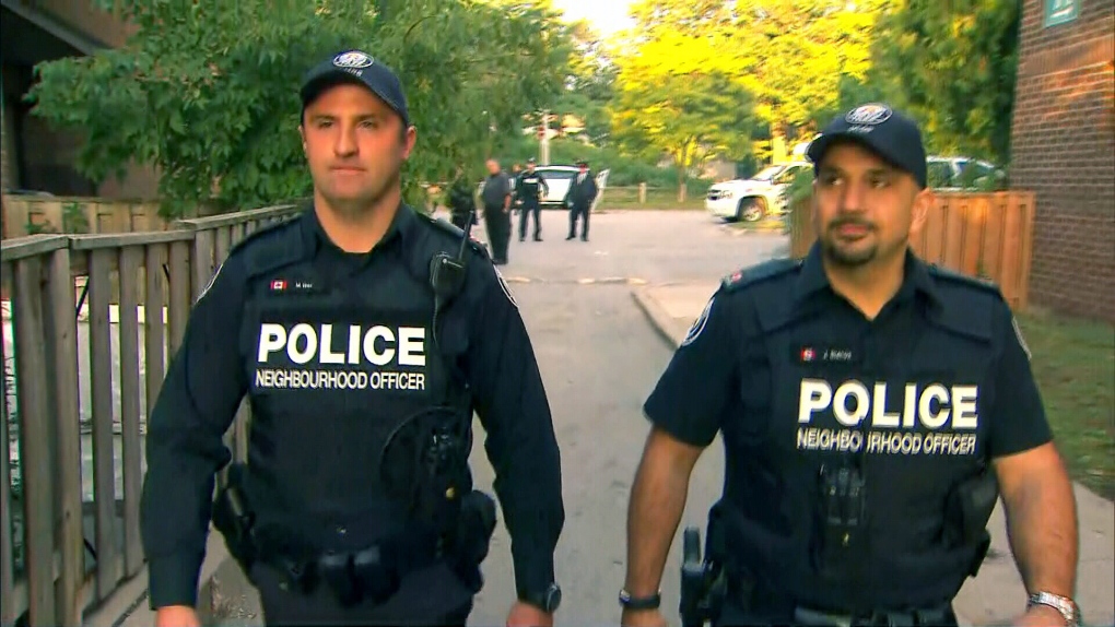 toronto-police-expand-neighbourhood-community-officer-program-ctv-news