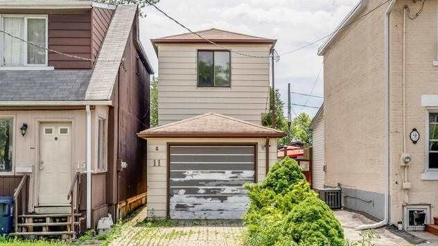 The home located at 11 Lucy Avenue is seen in this photo. (Realtor.ca)