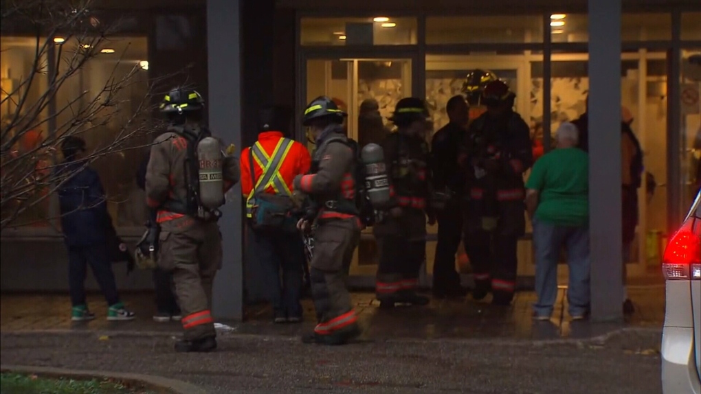 3-alarm fire breaks out at building on Toronto's Queen Street West