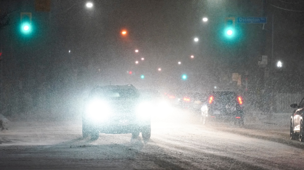 DALAM FOTO: Seperti apa Ontario di bawah salju setebal 30 cm