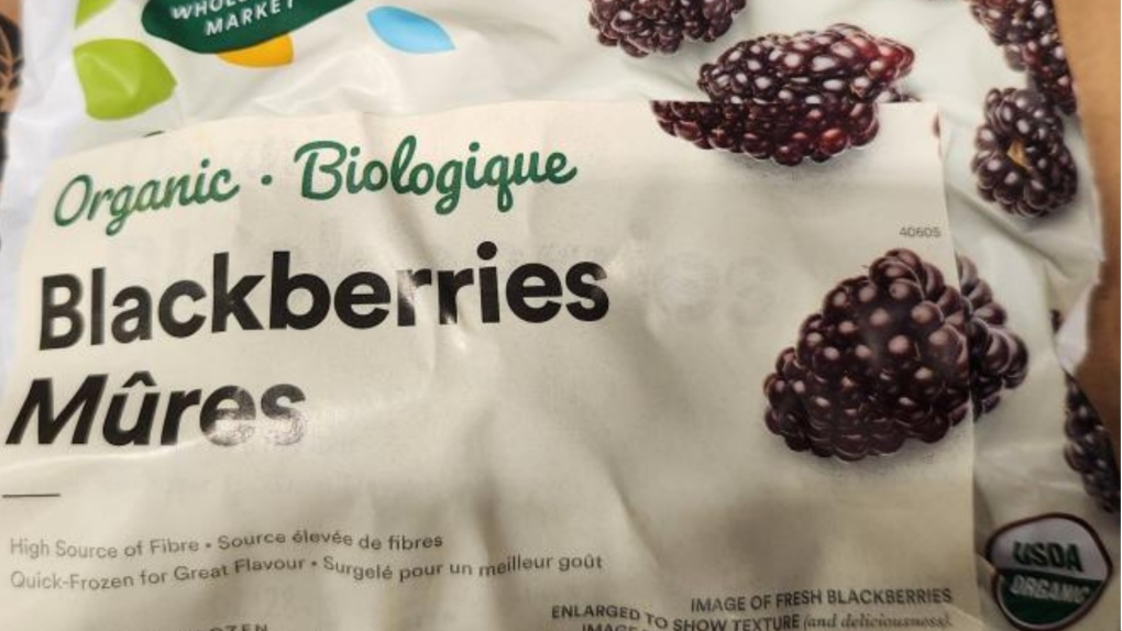 Brand of frozen blackberries recalled in Ontario and B.C. due to possible listeria contamination. (Health Canada)