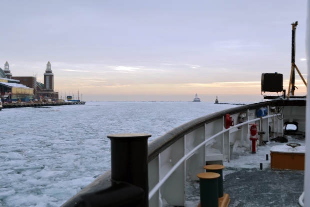 Great Lakes freeze over